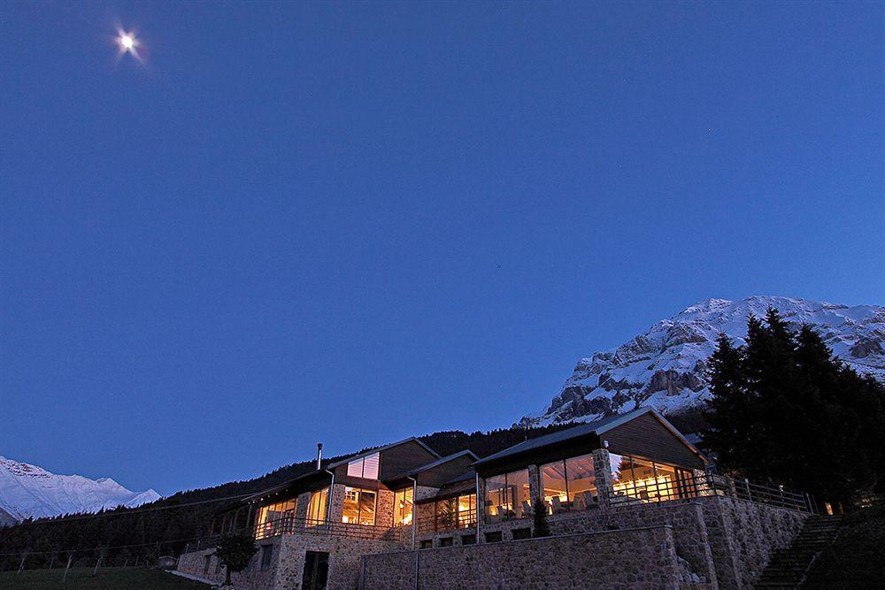 Orizontes Tzoumerkon Hotel Resort プラマンタ エクステリア 写真