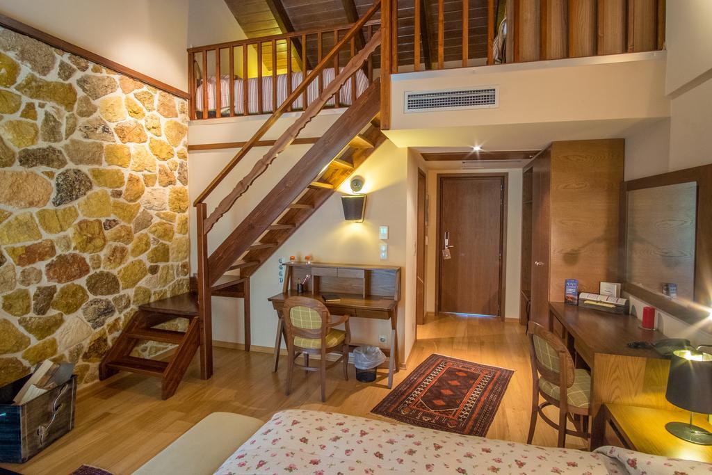 Orizontes Tzoumerkon Hotel Resort プラマンタ エクステリア 写真