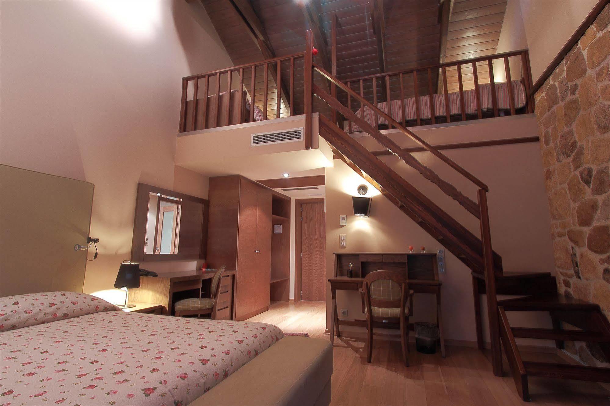 Orizontes Tzoumerkon Hotel Resort プラマンタ エクステリア 写真